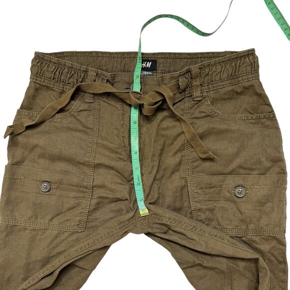 H&M Linen Blend Cargo Roll Tab Crop Pants in Olive Green Size 6 Womens Straight - Picture 7 of 9